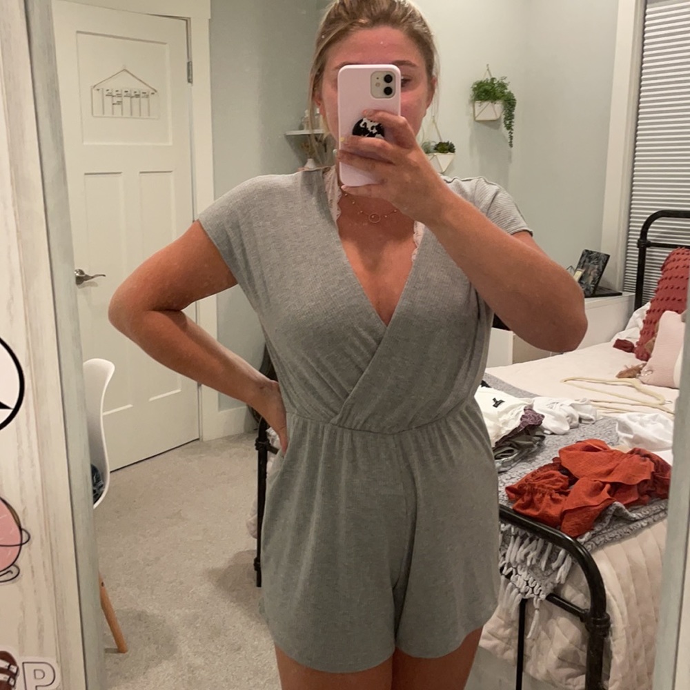 Boutique Grey Romper, Medium